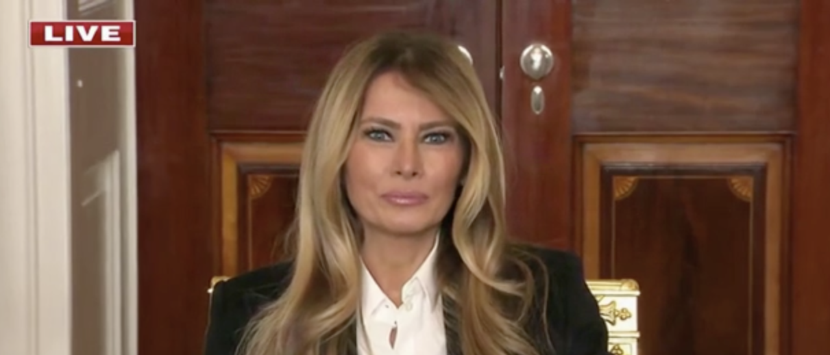 Reporter Launches Gotcha Question At Melania. She Retorts Back As Hostages Thank Her